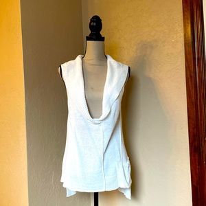 EILEEN FISHER SzSm Sleeveless V-neck Light Knit Blouse